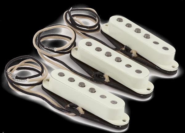 Fender Pure Vintage '59 Strat® Pickup Set, Vintage White (3)