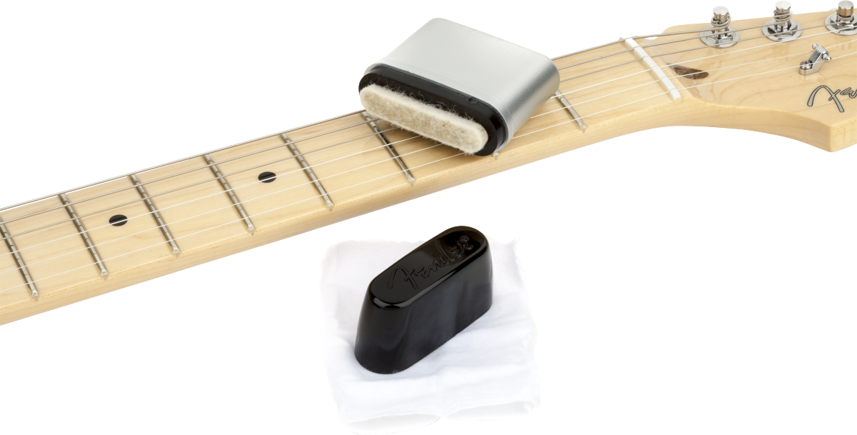 Fender Speed Slick Guitar String Cleaner, Black/Silver