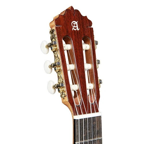 ALHAMBRA 6 OLIVO - Chitarra Classica in Legno di Olivo