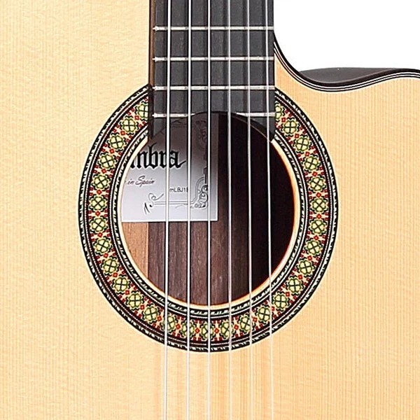 ALHAMBRA 7 P A CW E8 - Chitarra Classica Abete Elettrificata