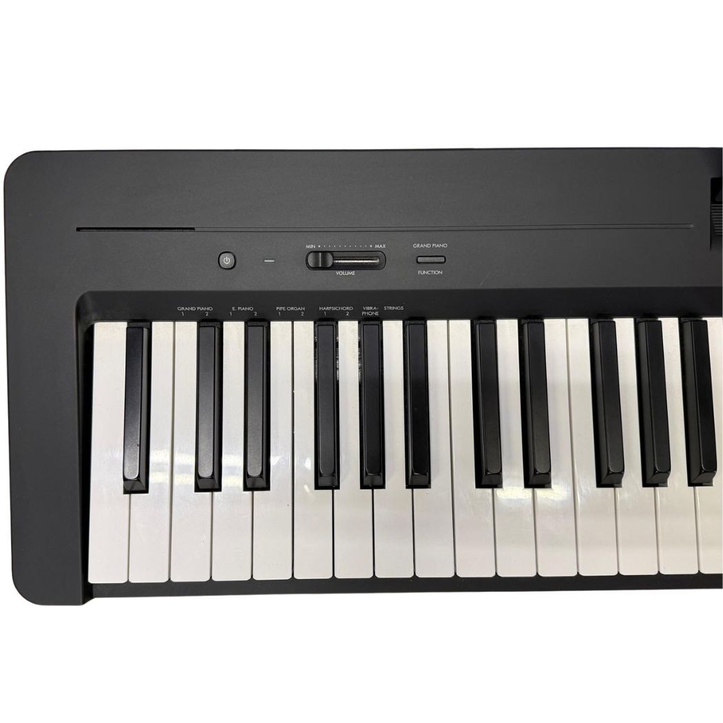 YAMAHA P-143 Black - Pianoforte Digitale 88 Tasti Pesati - USATO