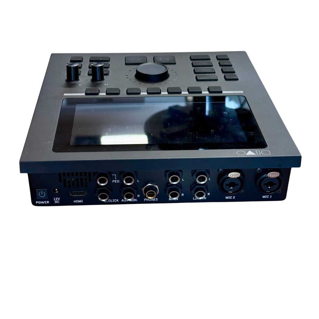 M-LIVE Divo (64 GB) - Workstation per Basi Musicali e Mixer Digitale - USATO