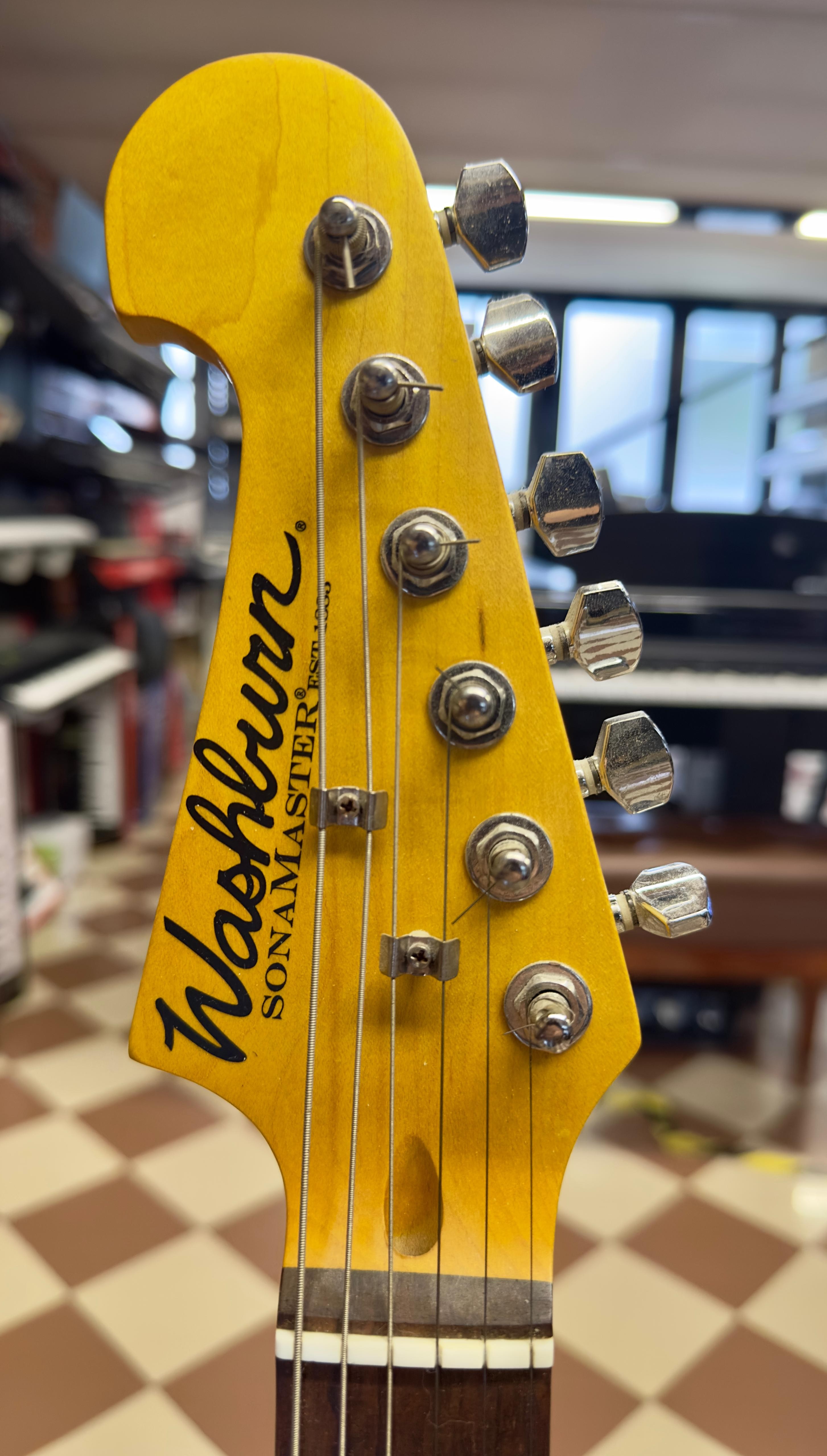 CHITARRA ELETTRICA WASHBURN SONAMASTER NERA