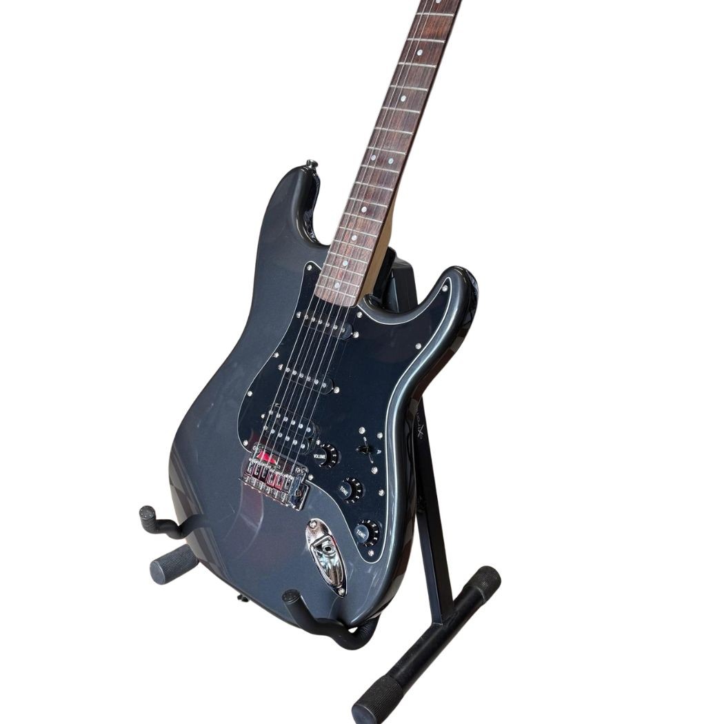 Fender Squier Affinity Stratocaster HSS LRL Charcoal Frost Metallic - Set Usato con Accessori