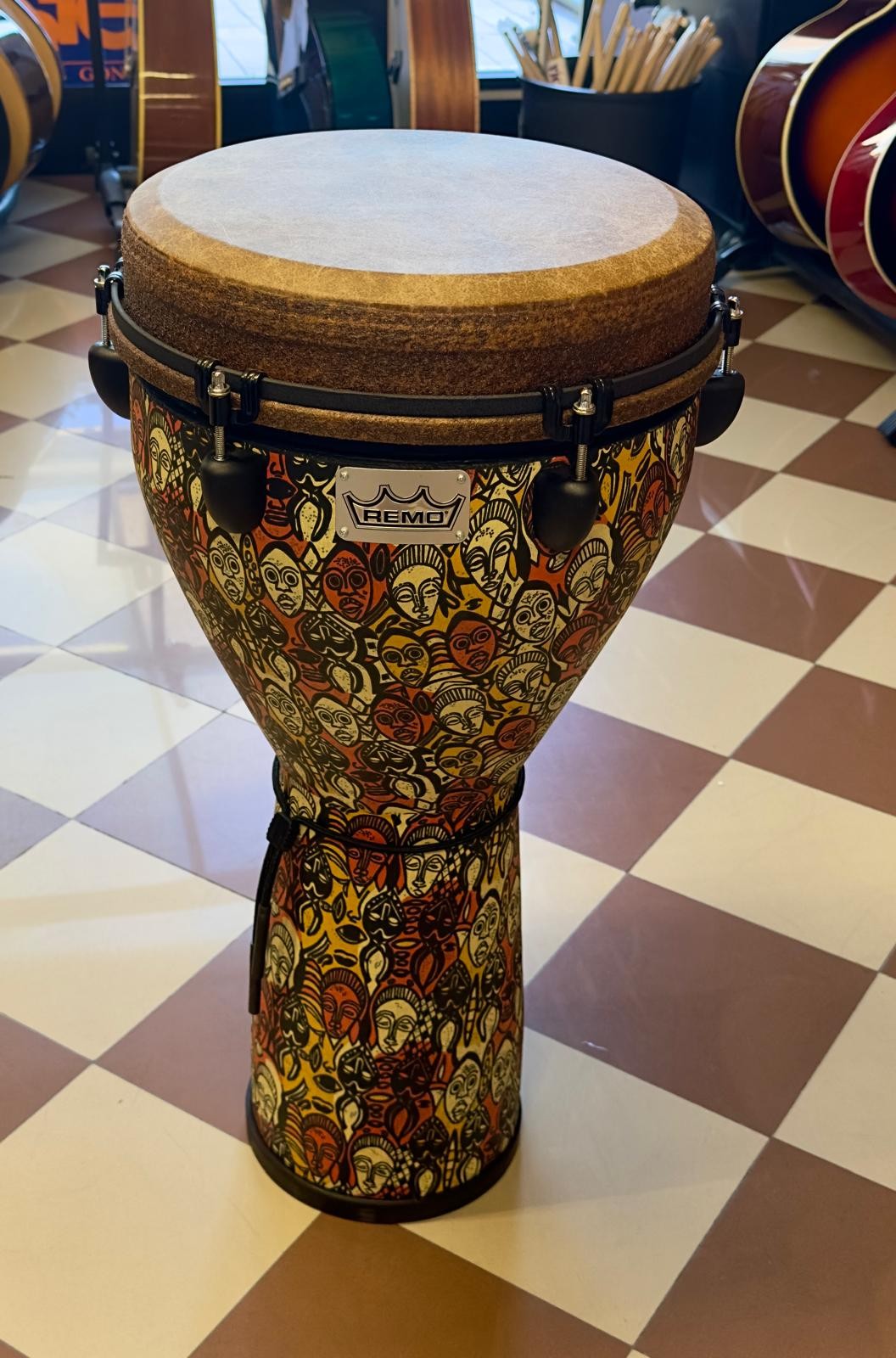 Remo DJ-0010-LM Multi Mask 10" Djembe - djembe 10"