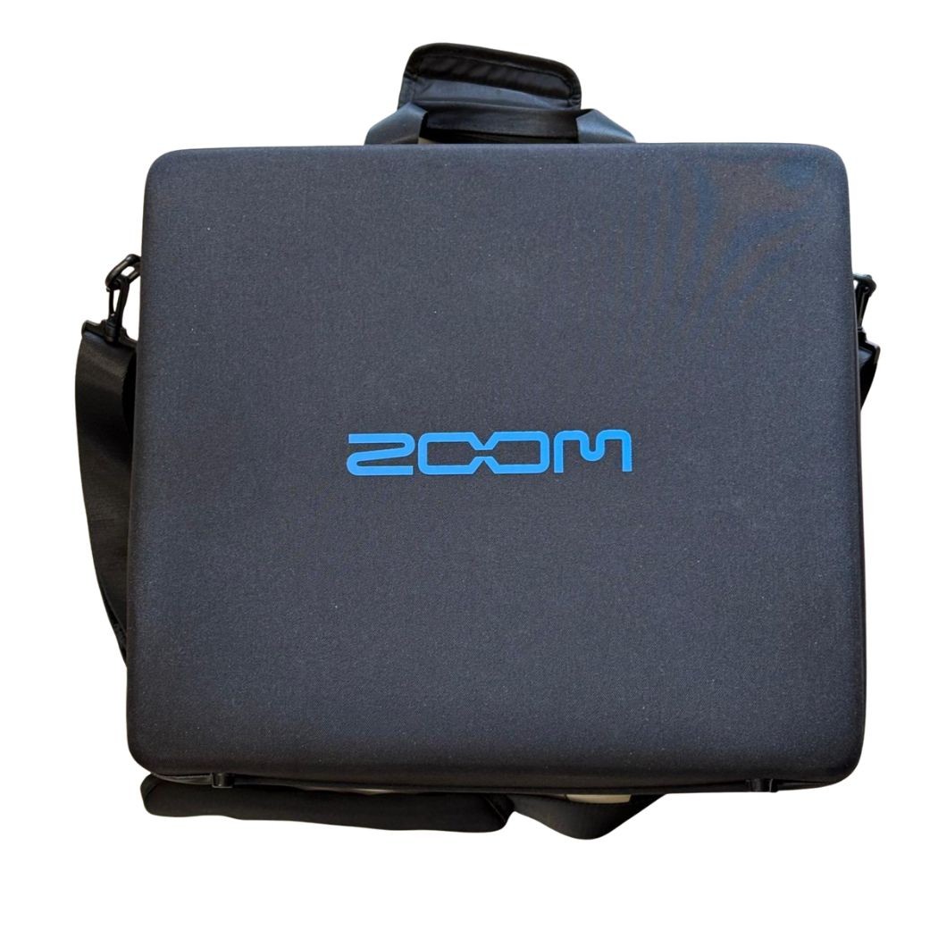 ZOOM LiveTrak L-20 Case Bundle (USATO IN GARANZIA) - Mixer Digitale e Registratore 22 Tracce
