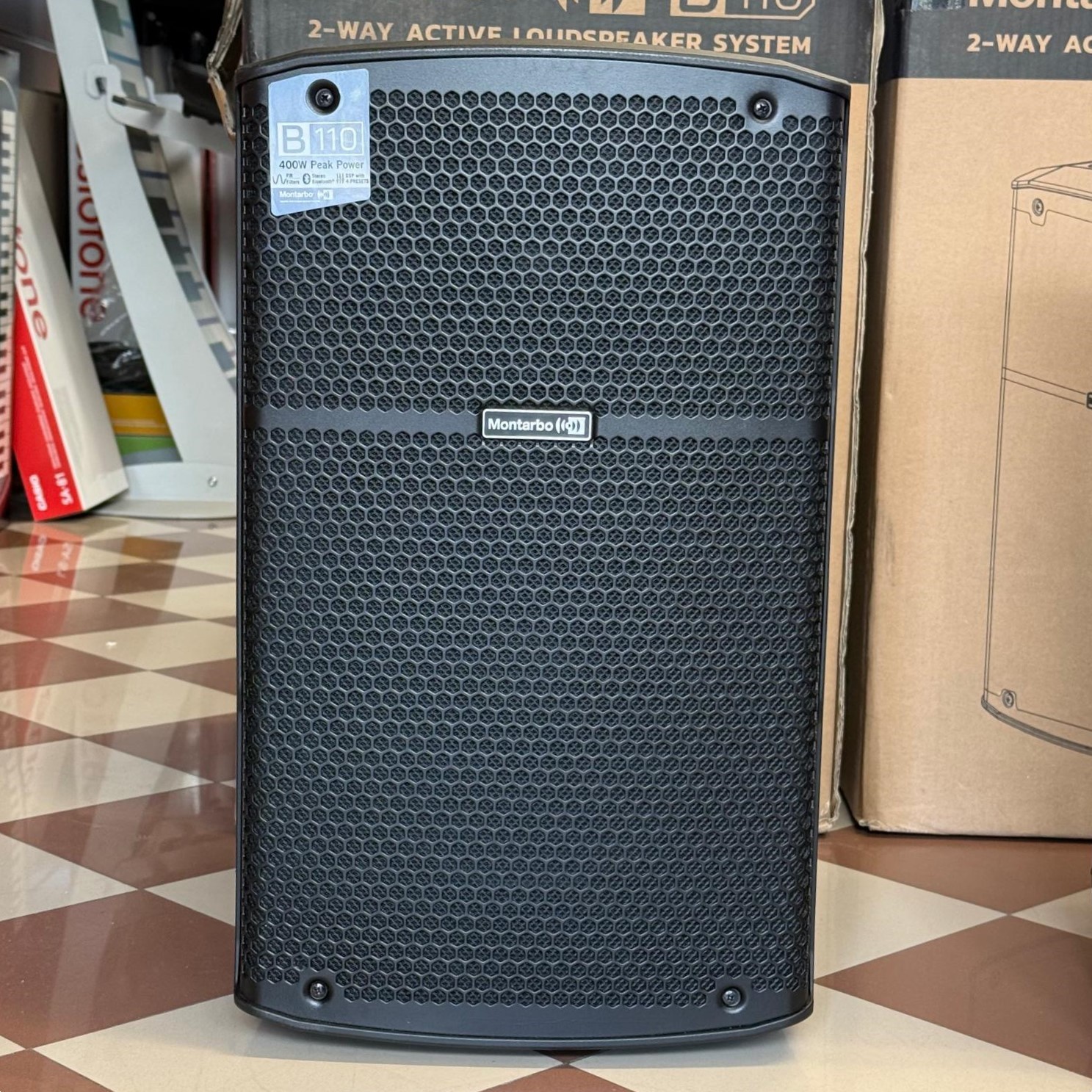 Coppia Casse MONTARBO B110 (400W l'una) con 2 Cover CV110 - Usato in Condizioni Perfette