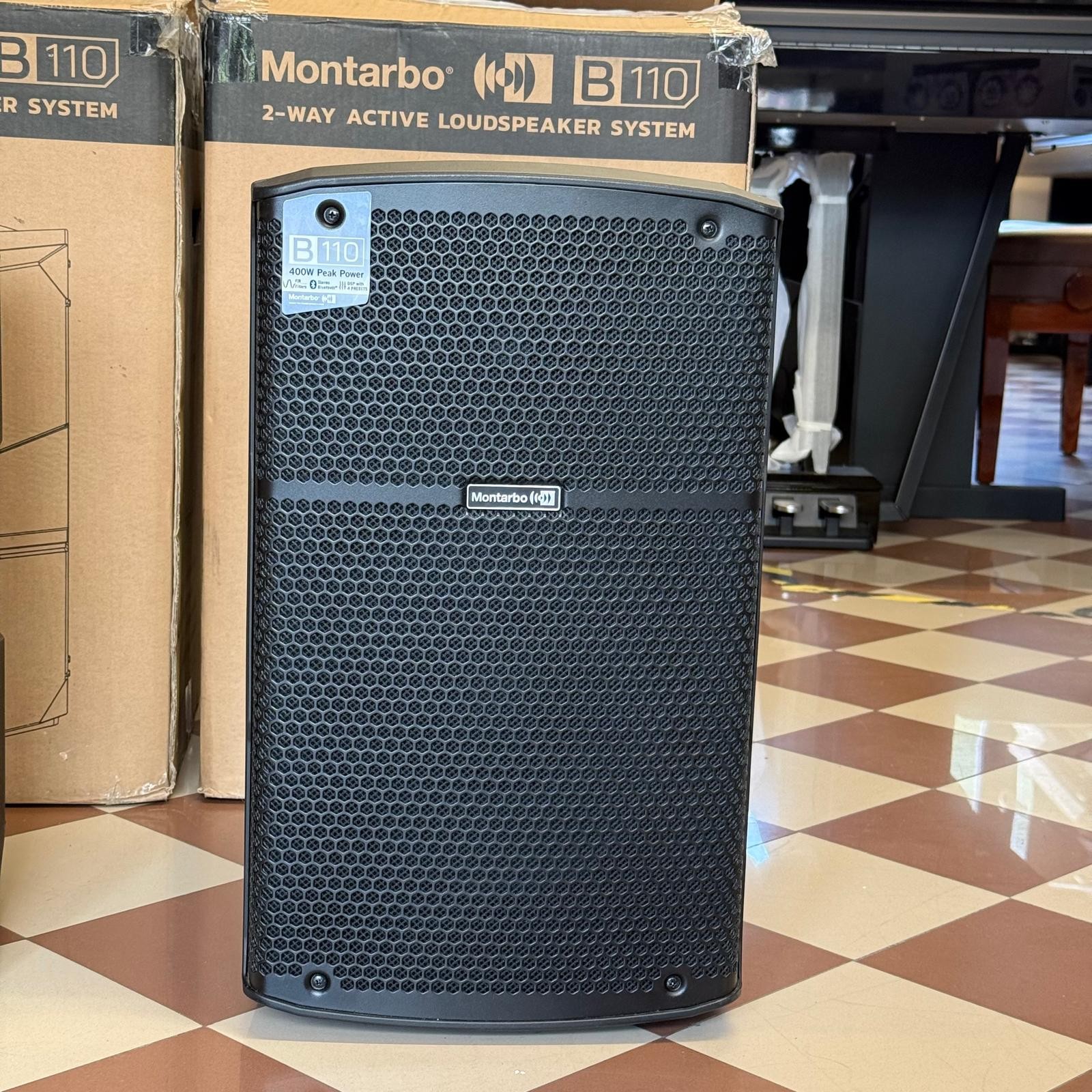 Coppia Casse MONTARBO B110 (400W l'una) con 2 Cover CV110 - Usato in Condizioni Perfette