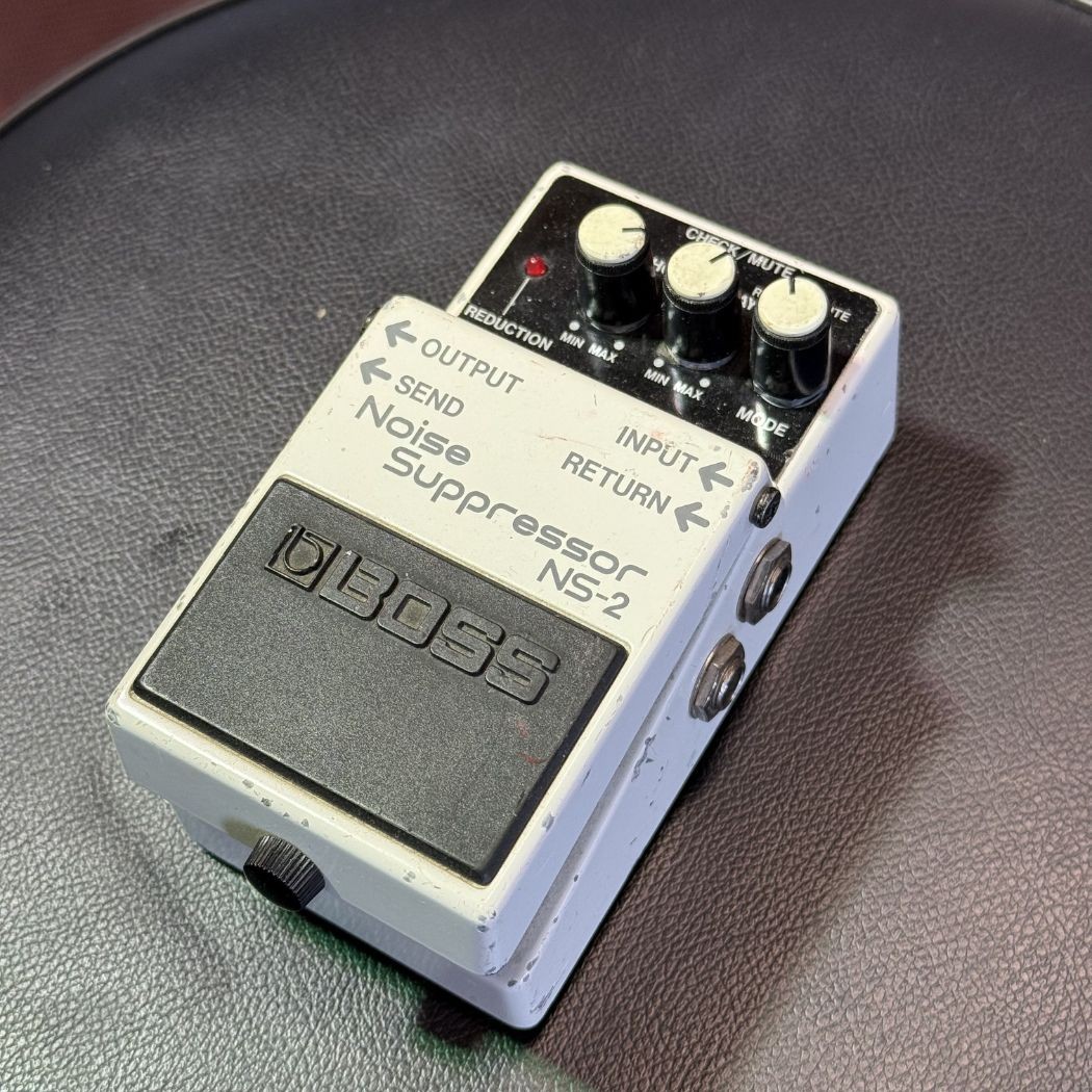 BOSS NS-2 Noise Suppressor - Pedale Noise Gate per Chitarra e Basso (USATO GARANTITO)