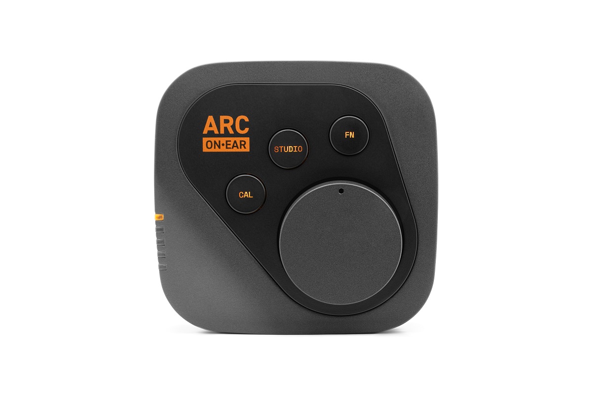 IK Multimedia ARC ON EAR - Sistema di correzione acustica per cuffie
