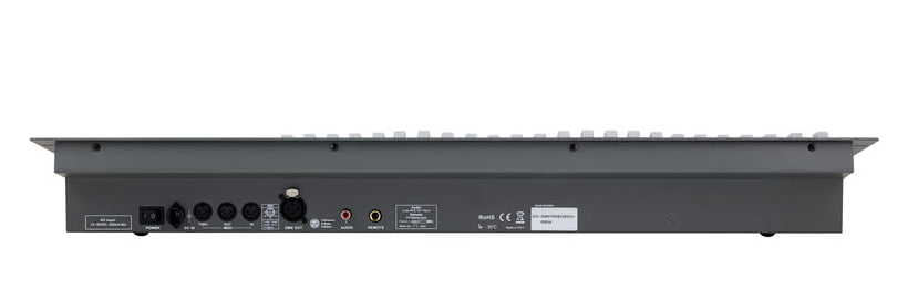 SHOWTEC SHOWMASTER 48 MK2 CENTRALINA LUCI MIDI DMX 48 CANALI 24+24 PRESET 96 SCENE 23976 PASSI LOOP MONTAGGIO RACK ALIMENTATORE