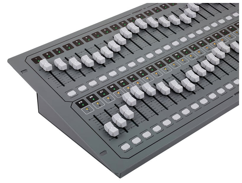 SHOWTEC SHOWMASTER 48 MK2 CENTRALINA LUCI MIDI DMX 48 CANALI 24+24 PRESET 96 SCENE 23976 PASSI LOOP MONTAGGIO RACK ALIMENTATORE