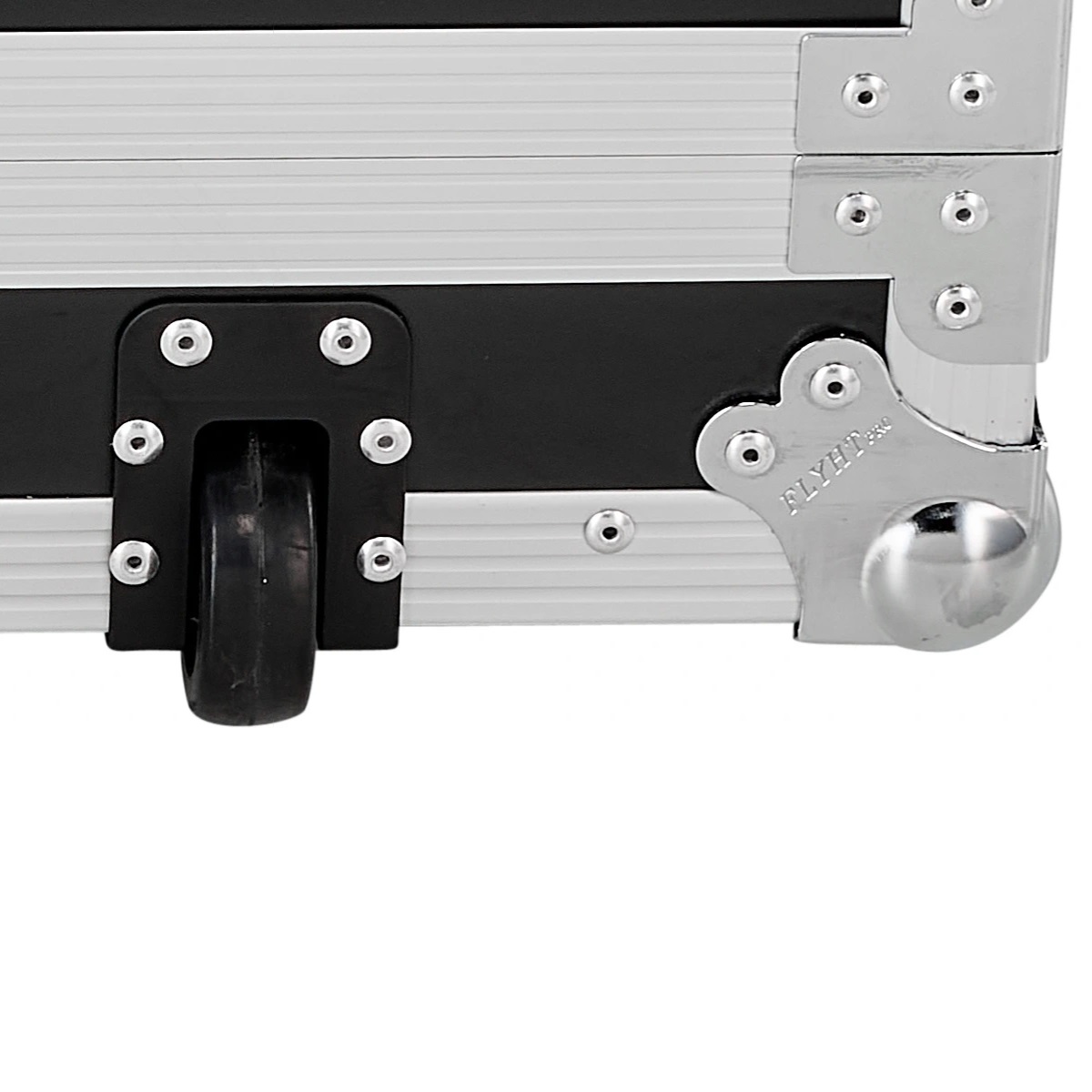 FLYHT PRO FLIGHT CASE PER BEHRINGER WING 4 MANIGLIE 4 CHIUSURE A FARFALLA BASE BASSA SU RUOTE