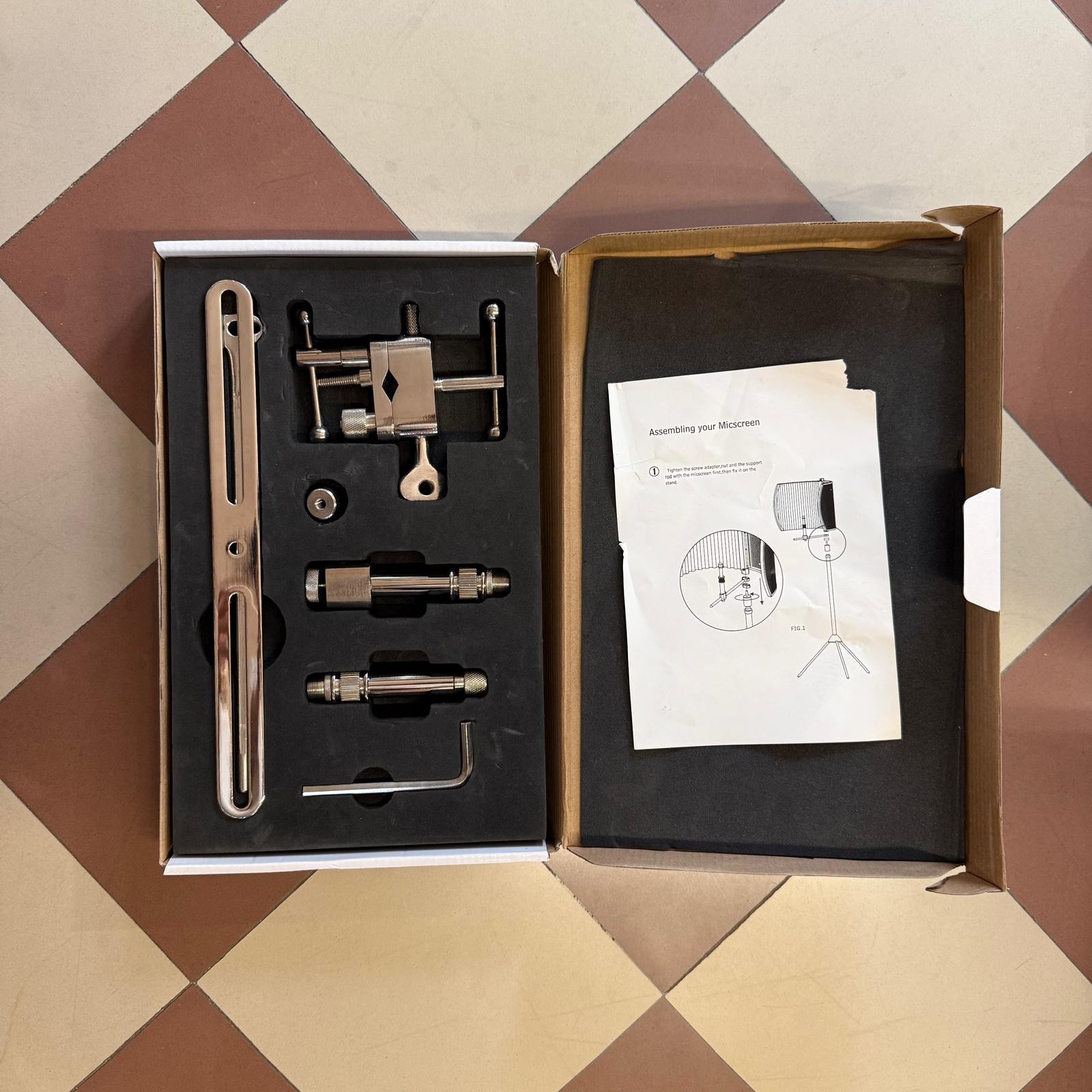 PROEL Vocal Shield - Pannello Isolante Antiriflesso per Microfono Completo di Accessori