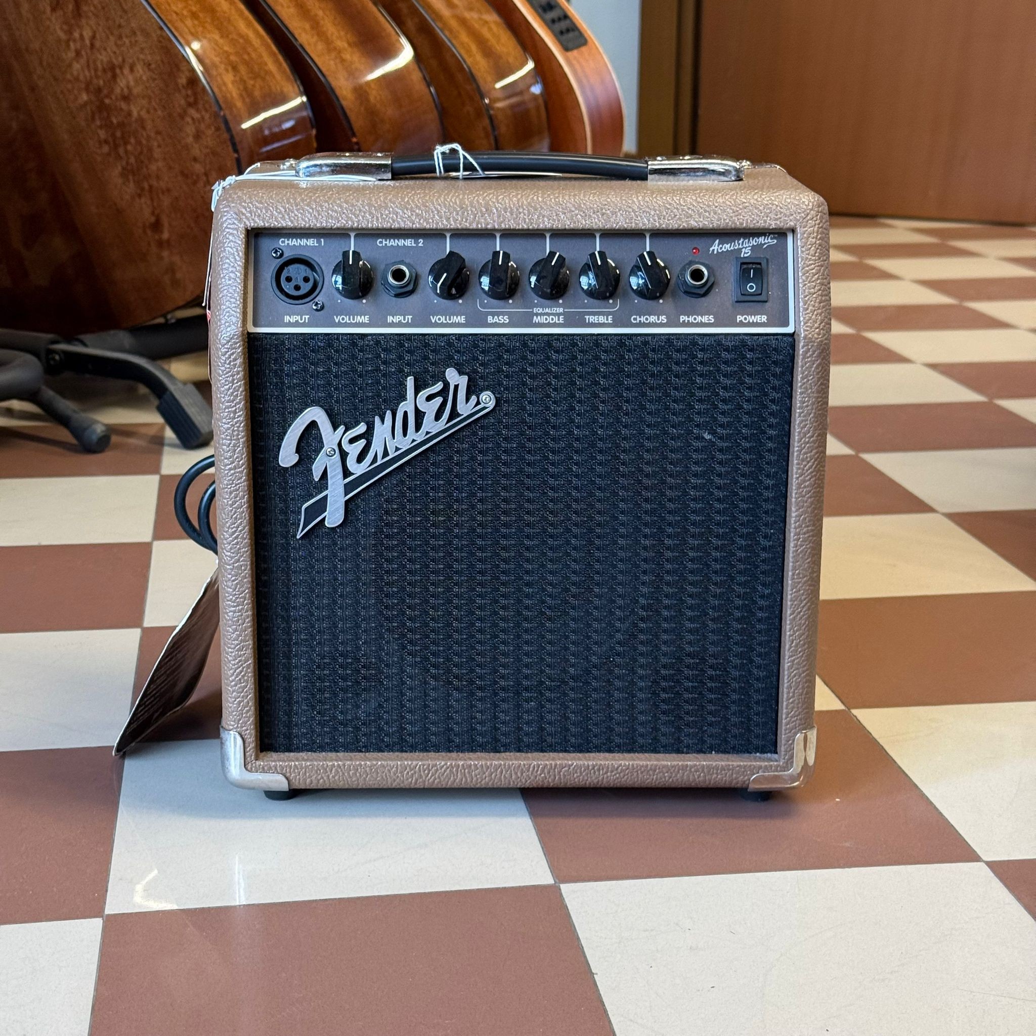 FENDER Acoustasonic 15 - Amplificatore Combo per Chitarra Acustica e Voce 15W (USATO)