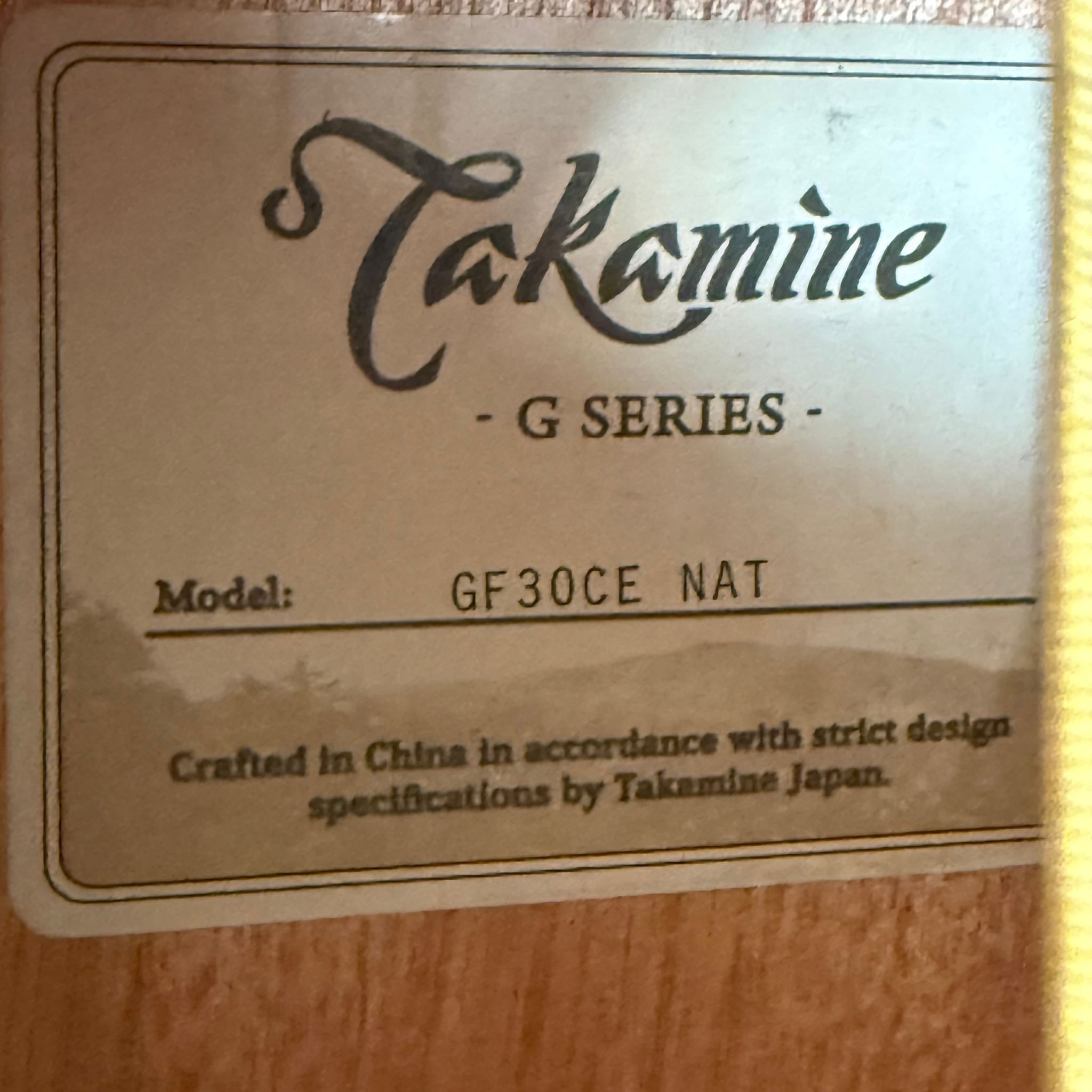 TAKAMINE GF30CE Natural - Chitarra Acustica Elettrificata Cutaway con Top in Abete Massello (USATA PERFETTA)