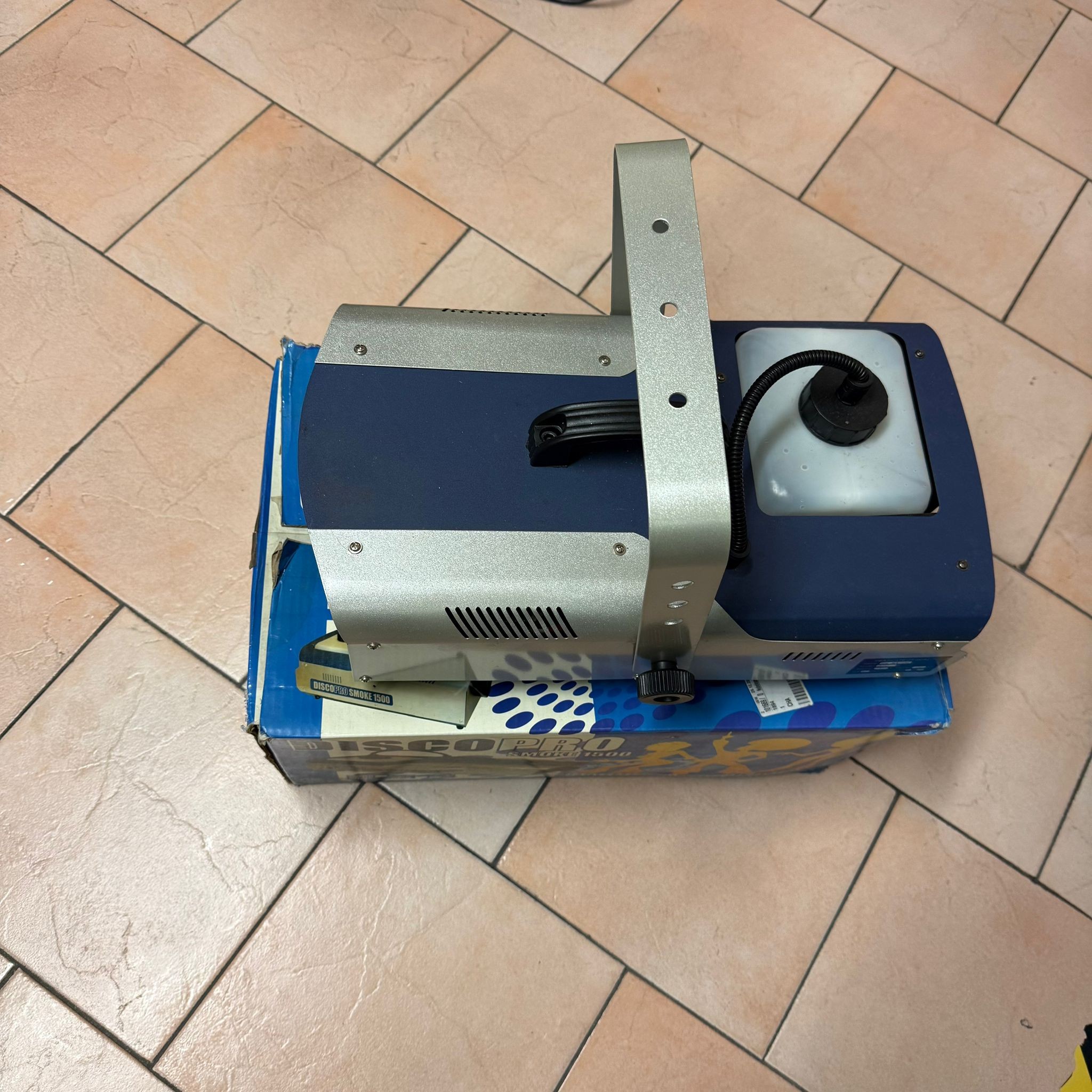 DISCO PRO SMOKE 1500 - Macchina del Fumo da 1500W per Feste ed Eventi Live