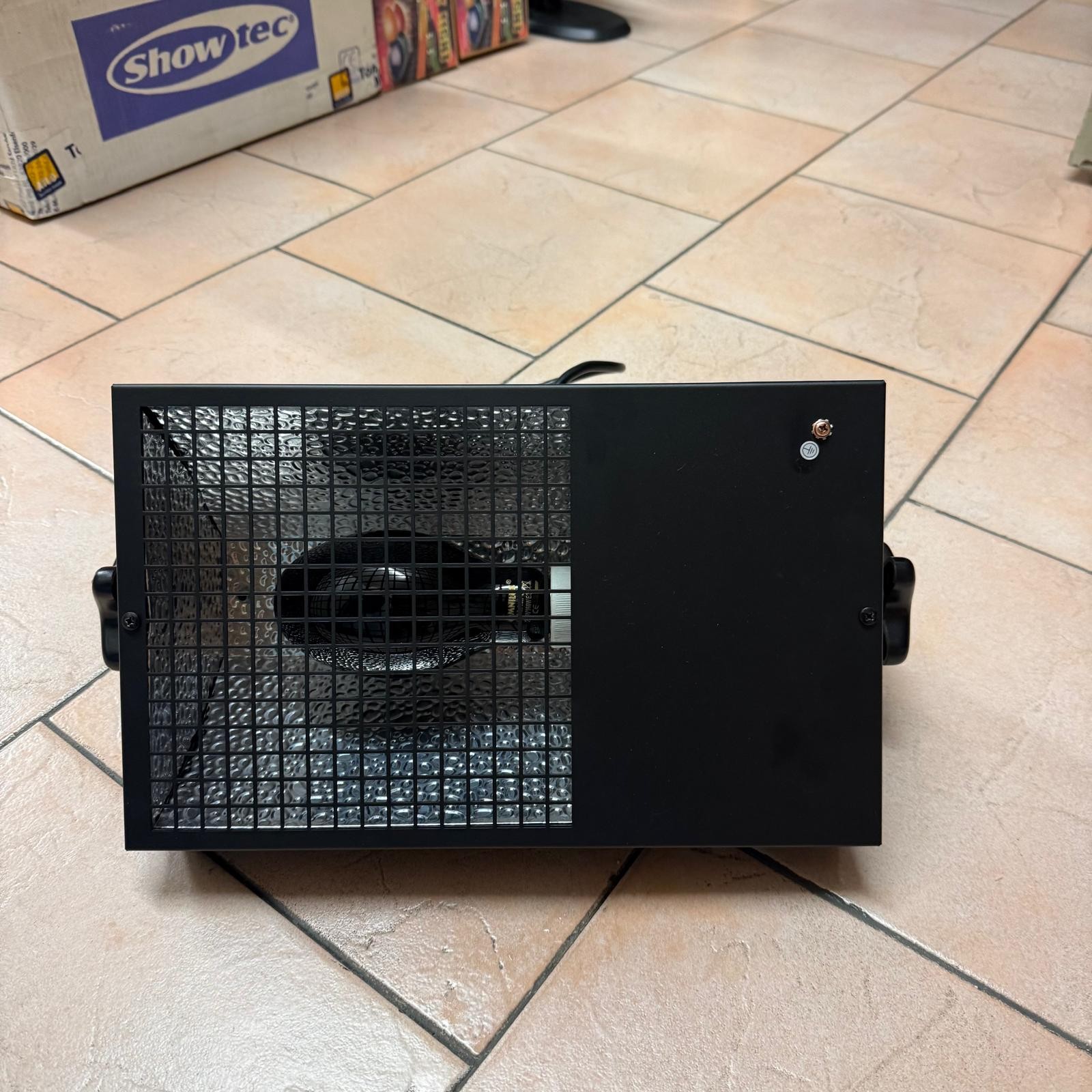 Eurolite UV Floodlight 160W E27 - Riflettore per Lampada a Luce Nera UV (USATO - CON LAMPADA INCLUSA)