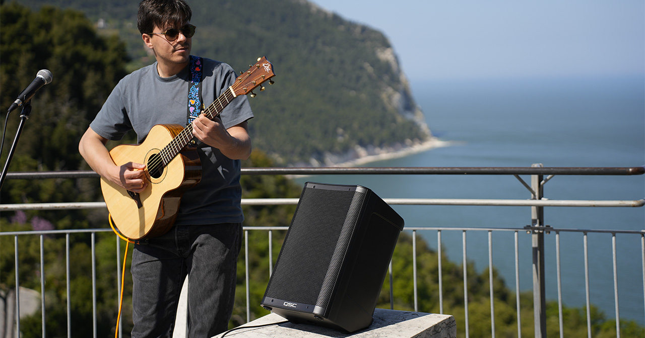 QSC Pro Audio CB10