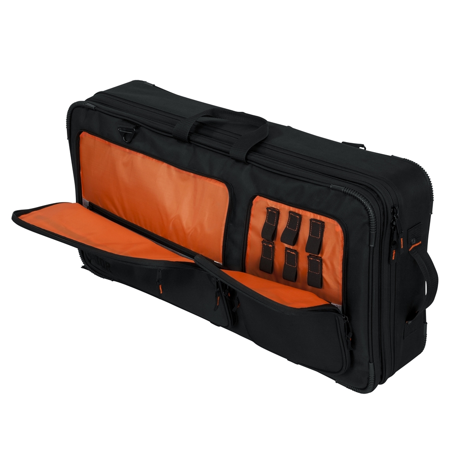 Gator Cases G-CLUB-CONTROL-27BP Zaino controller DJ 27