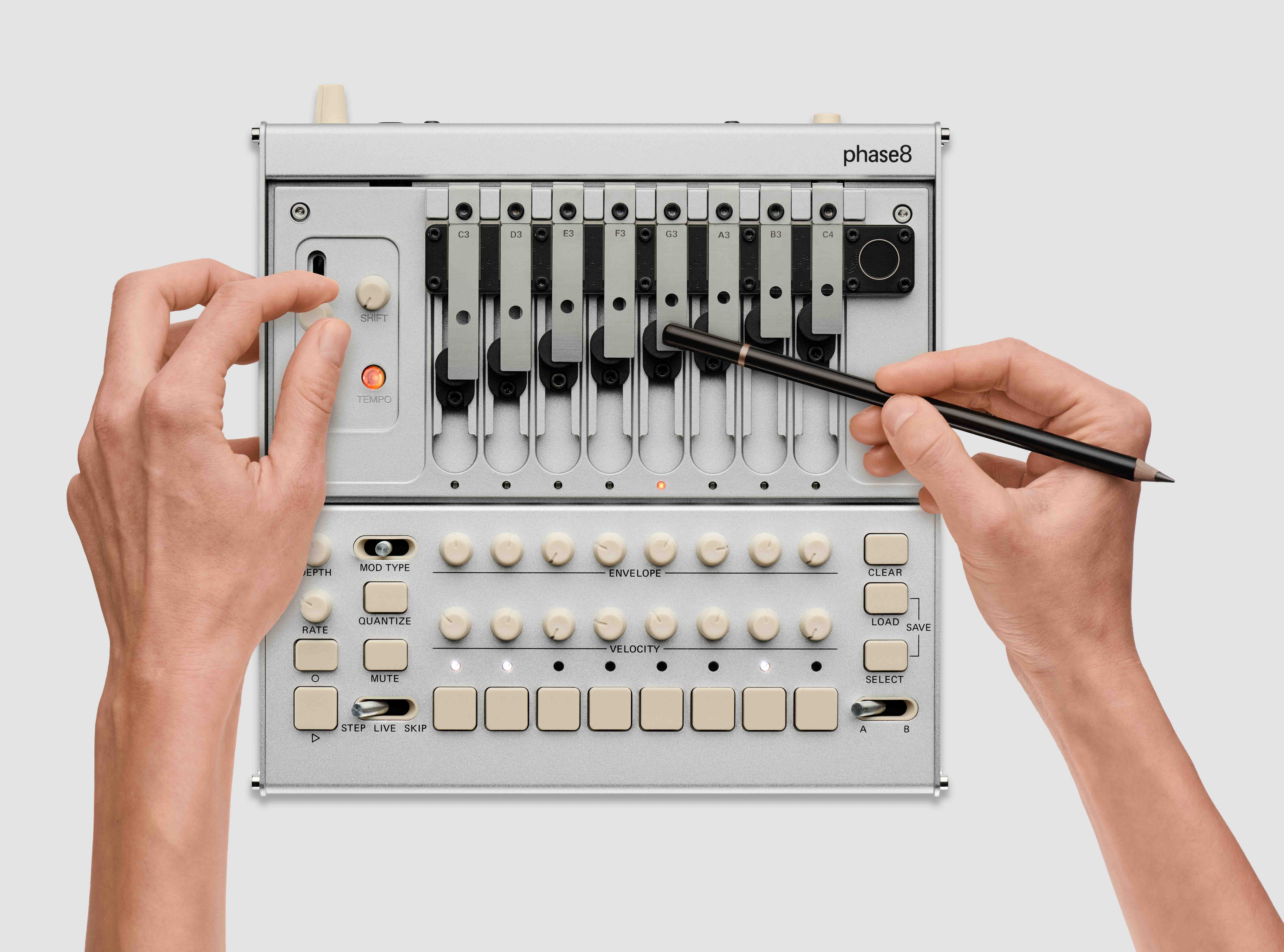 Korg Phase8