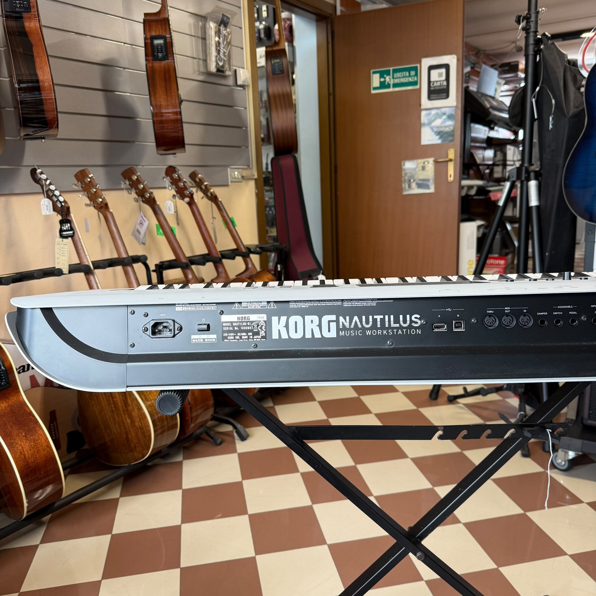KORG Nautilus 61 AT - Workstation 61 Tasti Usata con Confezione Originale