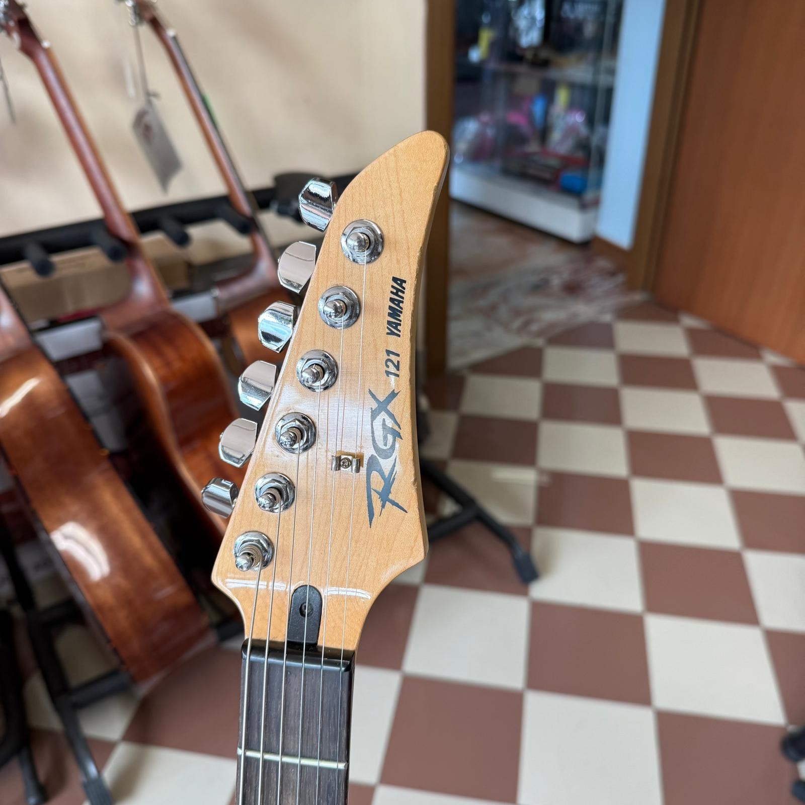 YAMAHA RGX 121 BK Usata - Chitarra Elettrica con Custodia - NO LEVA