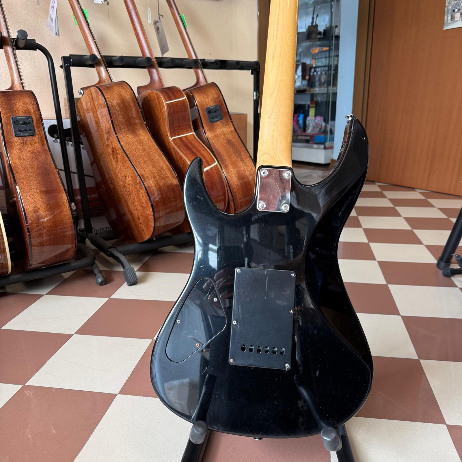 YAMAHA RGX 121 BK Usata - Chitarra Elettrica con Custodia - NO LEVA