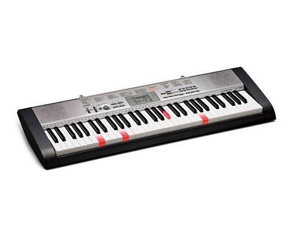 Casio LK 130 - tasti luminiosi - tastiera arranger 61 tasti