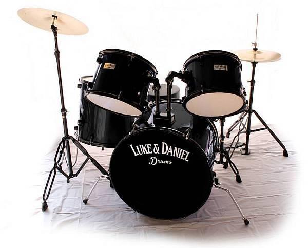 Luke & Daniel D900BK - Batteria acustica 5 pezzi completa con piatti e hardware - colore nero