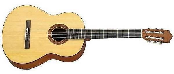 Yamaha C 40 classica
