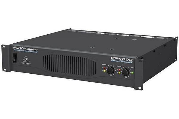 Behringer EP4000 - finale di potenza 750 watt