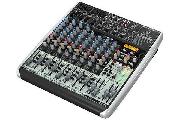 Behringer Xenyx QX1622USB - mixer con effetti e compressori