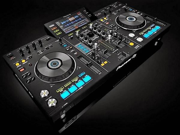 Pioneer dj - XDJ-RX all in one rekordbox system