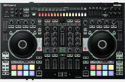 Roland DJ 808 Controller, Drum machine, Mixer w/Serato Dj