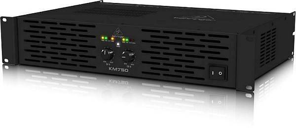 Behringer KM750 - finale di potenza 2 x 400 watt