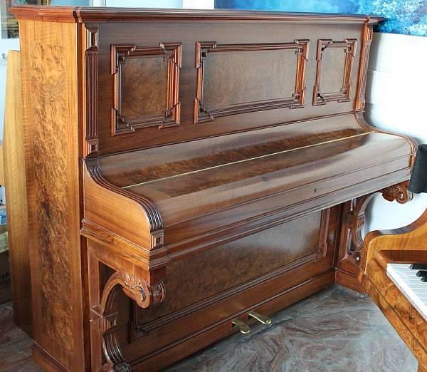 H. Suter pianoforte acustico verticale - completamente restaurato - radica - tasti in avorio