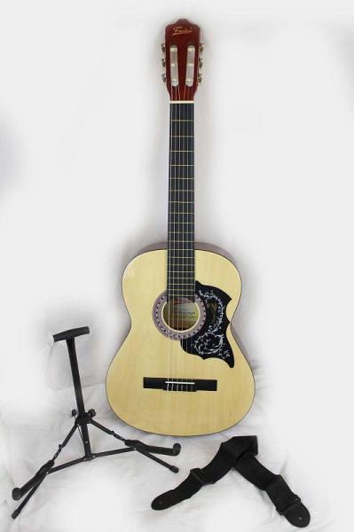 Freedom CHITARRA CLASSICA  NATURAL - KIT CON STAND E TRACOLLA