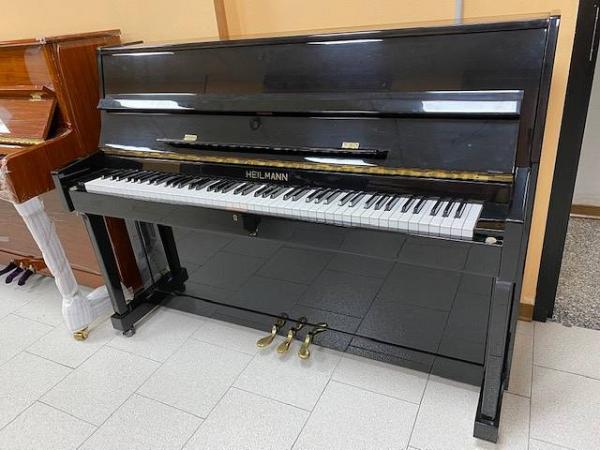 PIANOFORTE VERTICALE HEILMANN NERO - BUONE CONDIZIONI