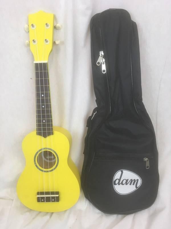 DAM UKULELE SOPRANO UK229Y CON BORSA - COLORE GIALLO