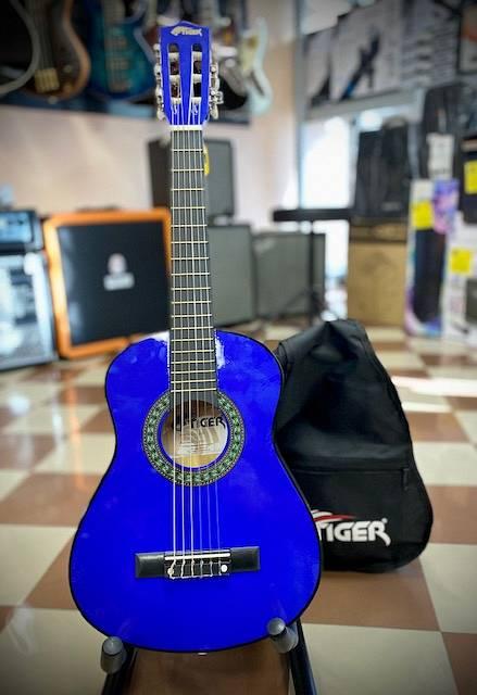 Tiger Music chitarra classica 1/2 blu con borsa