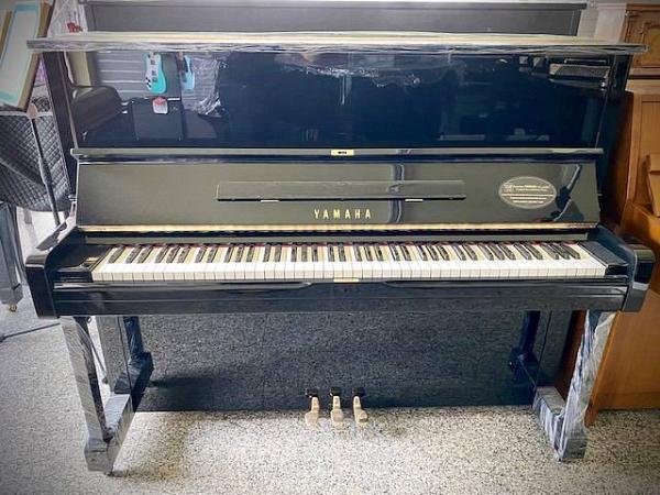 YAMAHA U1H PIANOFORTE VERTICALE RICONDIZIONATO - matricola H2775301