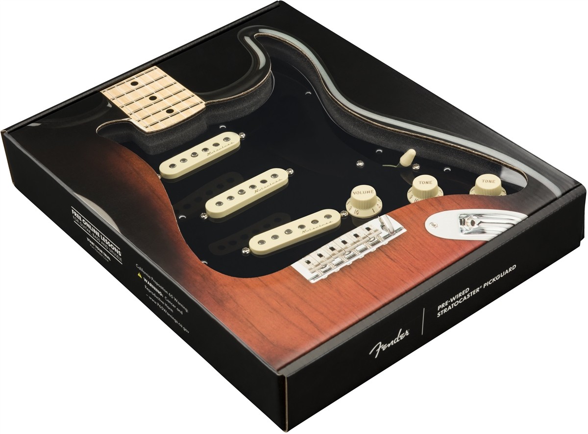 Fender Pre-Wired Strat Pickguard, Vintage Noiseless SSS, Black 11 Hole PG
