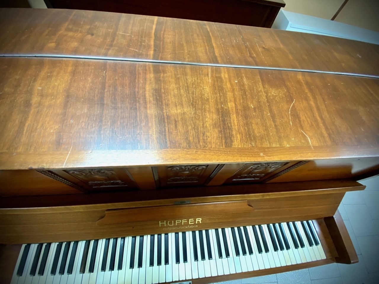 Hupfer & Co. PIANOFORTE HUPFER VERTICALE ACUSTICO - Buone Condizioni