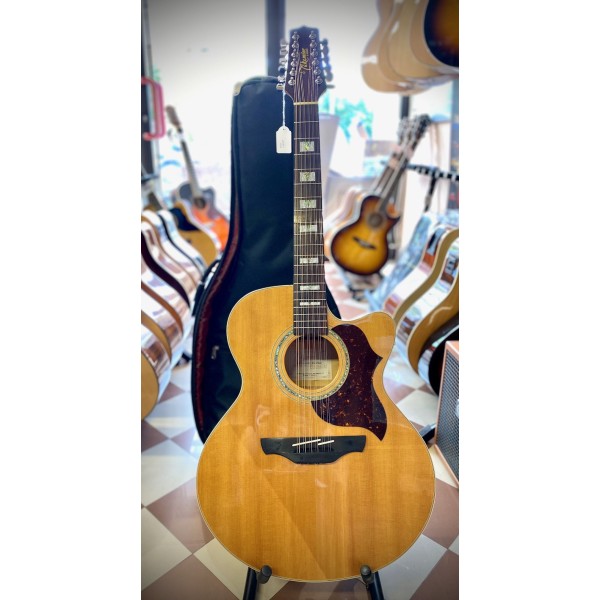 TAKAMINE EG523SC12 12 Corde - CHITARRA ELETTROACUSTICA JUMBO 12 CORDE NATURALE