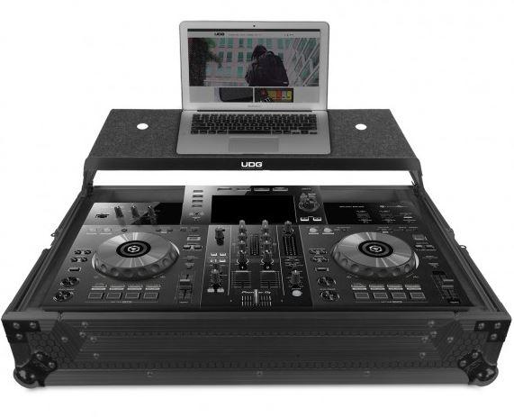 UDG U91065BL - ULTIMATE FLIGHT CASE PIONEER XDJ-RR BLACK PLUS (LAPTOP SHELF)