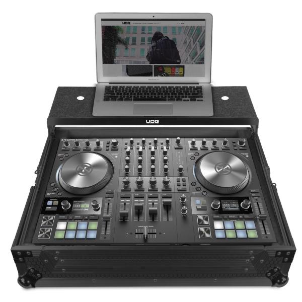 UDG U91064BL - ULTIMATE FLIGHT CASE NI TRAKTOR KONTROL S4 MK3 BLACK PLUS (LAPTOP SHELF)