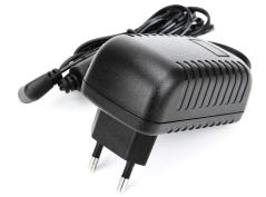 Xvive A2 - alimentatore 9V per pedali