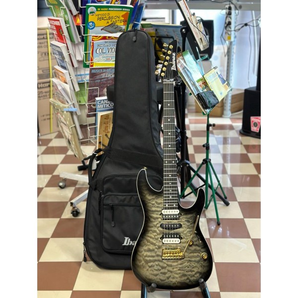 IBANEZ AZ47P1QM PREMIUM - CHITARRA ELETTRICA BLACK ICE BURST perfette condizioni