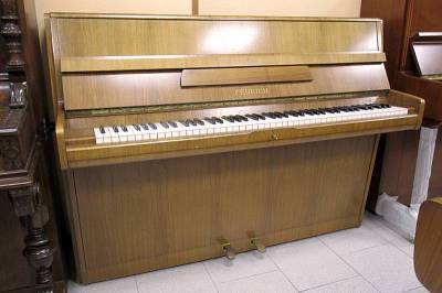 Feurich pianoforte acustico verticale cm 102 - faggio chiaro